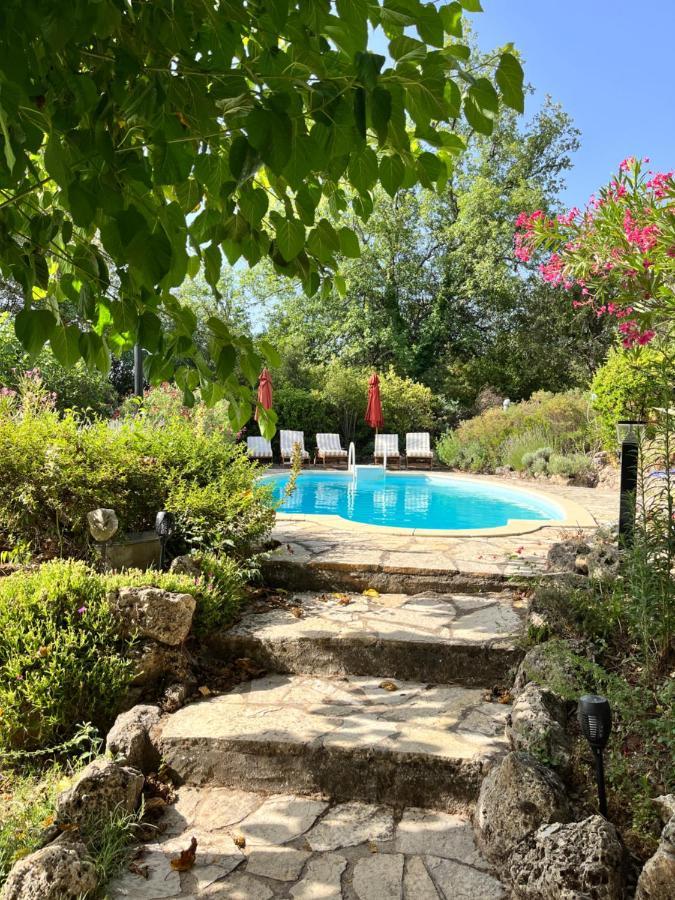 La Parenthese Du Var - Gite Avec Grande Terrasse Vue Sur Piscine Saint-Antonin-du-Var Экстерьер фото